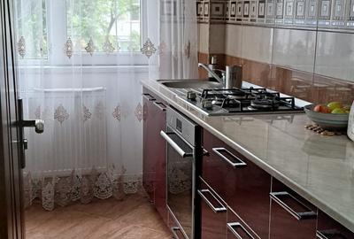 Apartament 2 camere, etaj 3/4, zona Podu Ros Apartament 2 camere, etaj 3/4, zona Podu Ros - 3