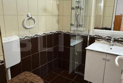 Apartament cu 3 camere decomandat în Florilor - 3