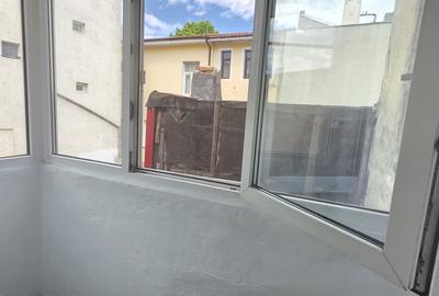 Apartament cu 2 camere semidecomandat, mobilat în Central - 16