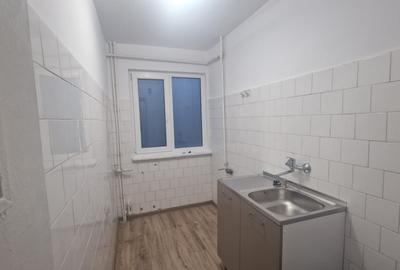 Apartament 2 camere, semidecomandat, 45mp, Craiovita Noua, zona Elena Farago - 5