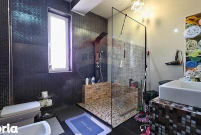 Apartament cu 3 camere semidecomandat în 1 Decembrie - 4