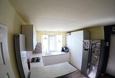 Apartament cu 3 camere semidecomandat în Tineretului - 5