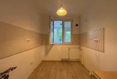 Apartament cu 3 camere semidecomandat în Dristor - 3