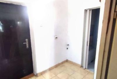 Apartament cu 3 camere semidecomandat în 1 Mai - 1