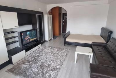 Garsonieră decomandată în Iancului