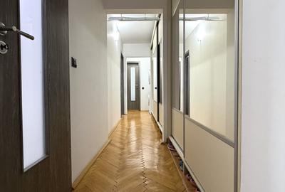 Apartament cu 3 camere decomandat, mobilat în Lipovei - 12