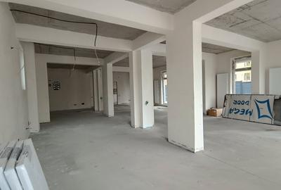 Spatiu Comercial Stradal langa strada Uverturi - 7