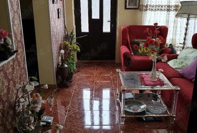 Casă cu Teren 900 Mp în Cornu - 8