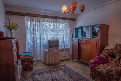 Apartament cu 2 camere decomandat în Moinești - 2