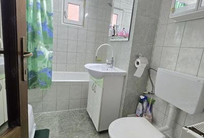 Inchiriez apartament cu 3 camere - 7