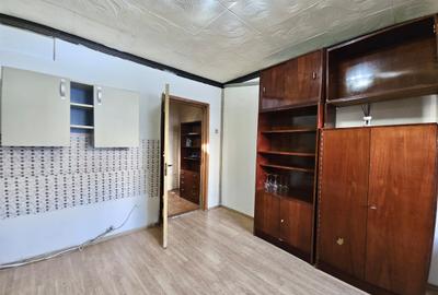 Vând garsonieră Navodari preț 19mii euro - 3