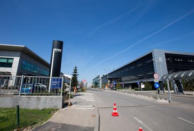 Spatiu comercial de inchiriat in Iride Business Park - cladire clasa A - 2