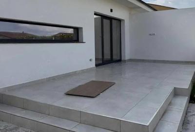 Casă cu Teren 320 Mp în Giarmata - 12