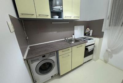 Garsonieră decomandată în Titan - 15