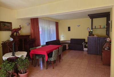 Casă cu 4 camere în Timișu de Jos - 8