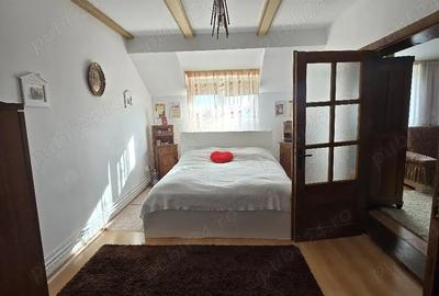 Casă cu 4 camere în Central - 5