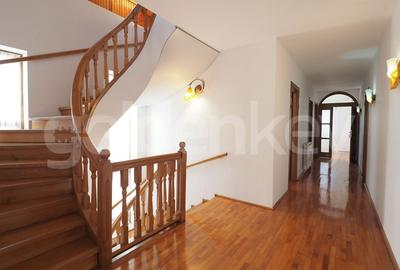 Vila individuala cu 7 camere | piscina | 1000mp teren - 19