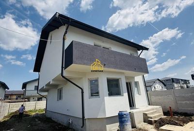 Casă cu 4 camere cu Teren 296 Mp în Central