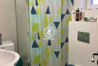 Casă cu 4 camere cu Teren 1263 Mp în Țigănași - 2