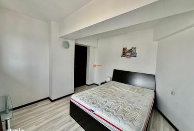 Apartament cu 2 camere semidecomandat, mobilat în Central