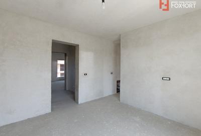 Duplex de vanzare cu 4 camere si teren de 290 mp - Giroc - 8