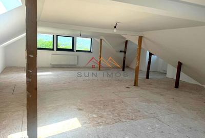 Casă cu 5 camere decomandat cu Teren 304 Mp în Poiana - 2
