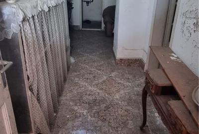 Casă cu 4 camere în Central - 2