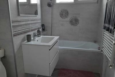 Apartament cu 2 camere decomandat în Medicină - 1