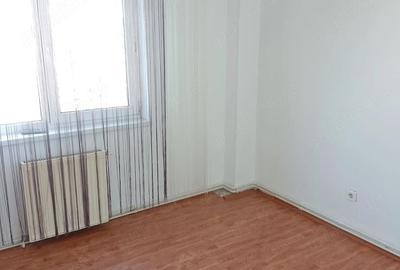 Apartament cu 3 camere decomandat în Exterior Vest - 7