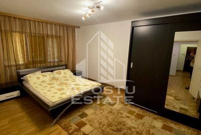 Apartament cu 4 camere decomandat în Aradului