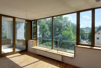 Apartament cu 3 camere decomandat în Cișmigiu