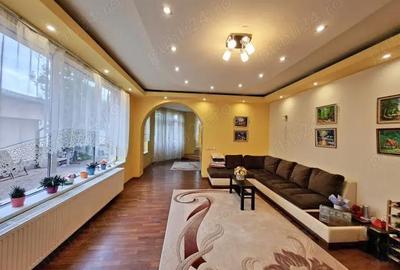 Casă cu 6 camere cu Teren 400 Mp în Est - 3