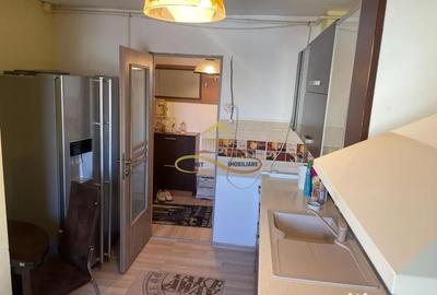 Apartament cu 3 camere decomandat în 9 Mai - 6