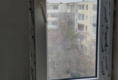 Apartament cu 2 camere nedecomandat în Central - 3