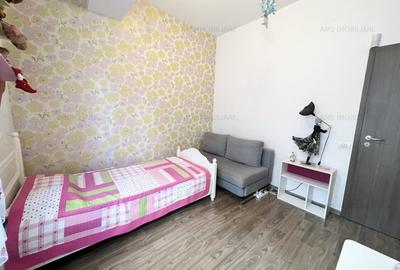 Apartament cu 3 camere decomandat, mobilat în Decebal - 28