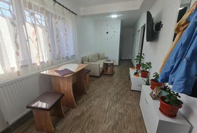 Casă cu 5 camere cu Teren 181 Mp în Chercea - 2