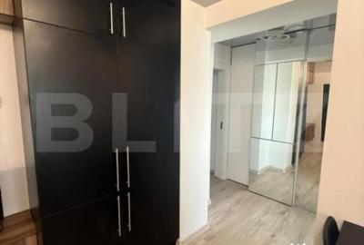 Apartament cu 3 camere decomandat în Democrației