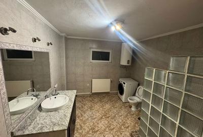 Casă cu 4 camere în Frătești - 4