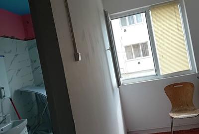 Garsonieră nedecomandată în Central - 1