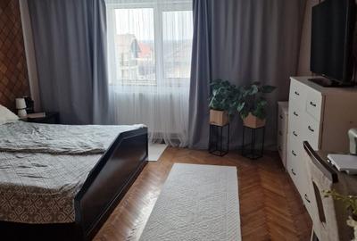 De Inchiriat Casă 3 camere +dependințe situată in cartierul Obcini - 11