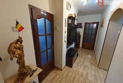 Apartament cu 2 camere decomandat, mobilat în Sinaia - 21