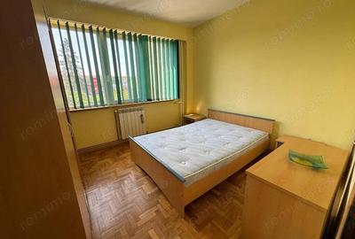 Apartament cu 4 camere semidecomandat în Circumvalațiunii - 13
