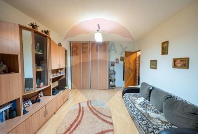Apartament cu 2 camere semidecomandat, mobilat în Central - 1