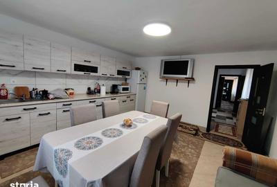 Casă cu 4 camere cu Teren 540 Mp în Șura Mare - 5
