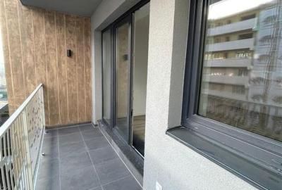 Apartament cu 2 camere decomandat în Tractorul - 8