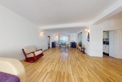 Casa individuala cu 4 camere, garaj si curte in zona de Nord, Gulia