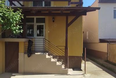 Casă cu 3 camere cu Teren 533 Mp în 14 Mai - 2