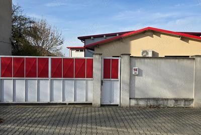 Spațiu comercial, de 550 mp, în Central - 4