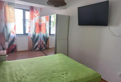 Apartament cu 3 camere decomandat în Drumul Carului - 4
