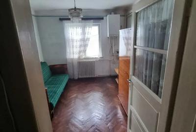 A 27 proprietarul vinde casa - 9